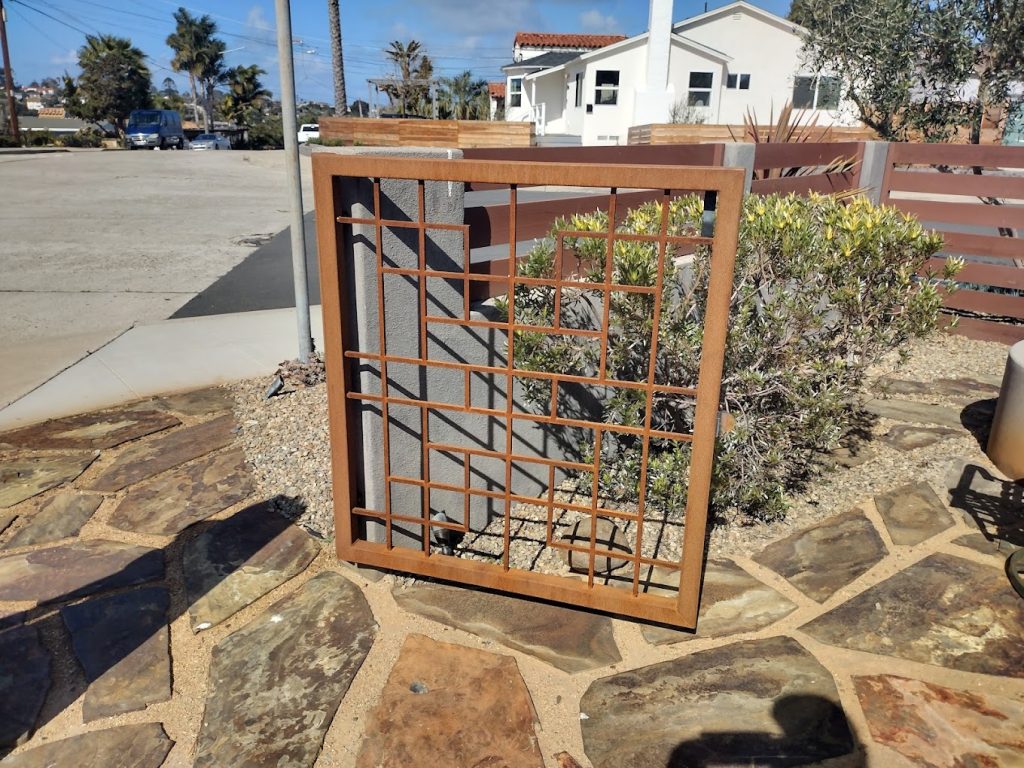 Custom Gate